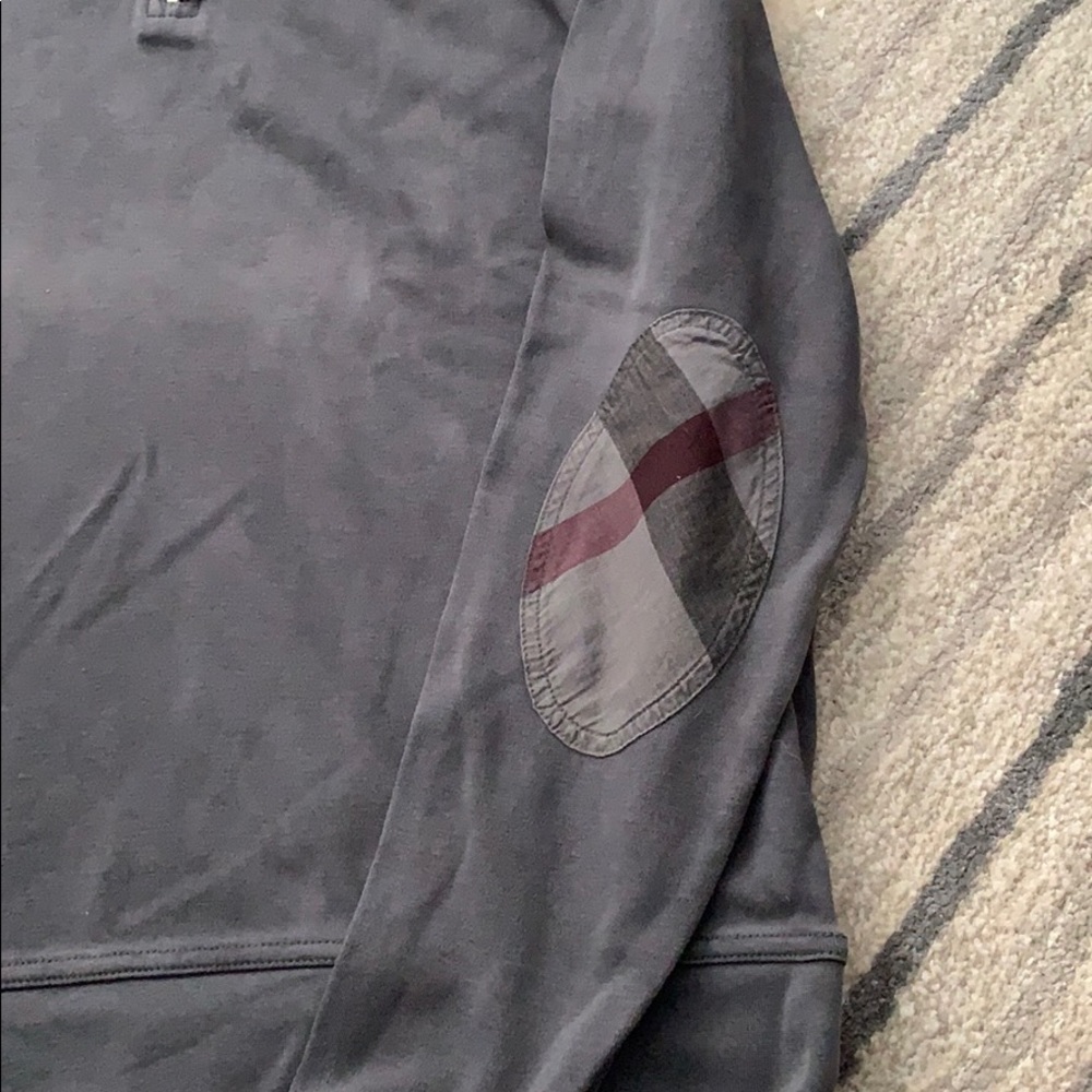 Men’s Burberry half zip - Picture 3 of 5